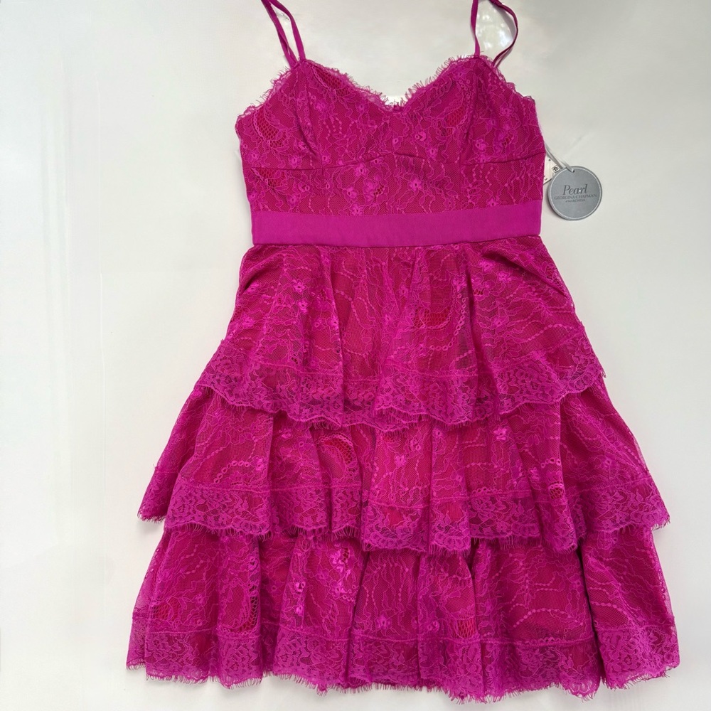 NWT - Pearl by Georgia Chapman of Marchesa Hot Pink Lace Tiered / Women Size 4